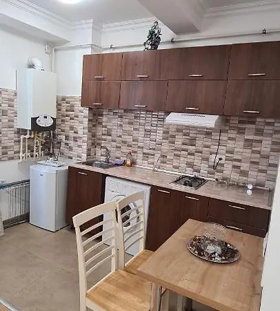 Solid Studios * Mamaia