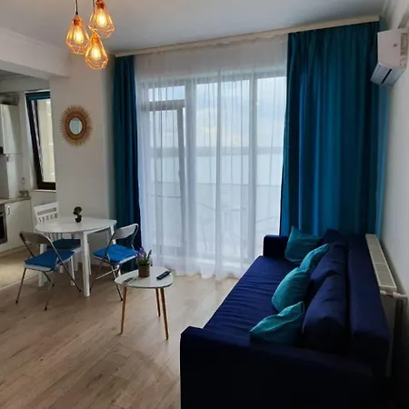 Solid Studios Mamaia